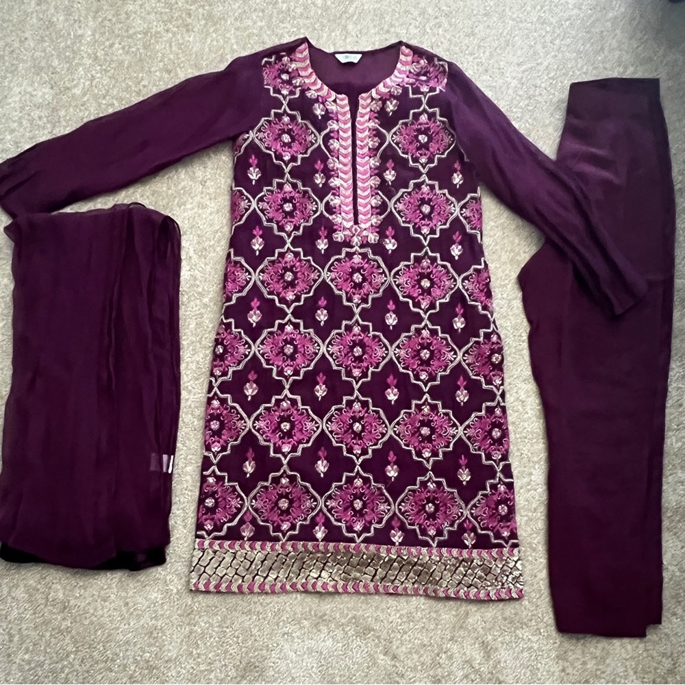 Chinyere Size Small Three Piece Suit - Pret/ Formal